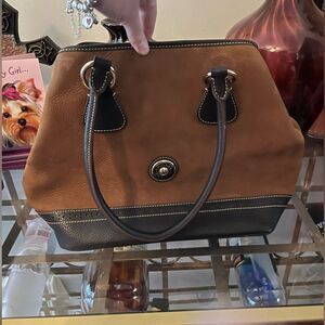 COPY - Dooney & Bourke purse